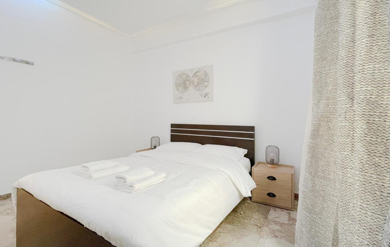 Apartamento Filis Sunny 80Sqm Apt In Viktoria Atenas Exterior foto