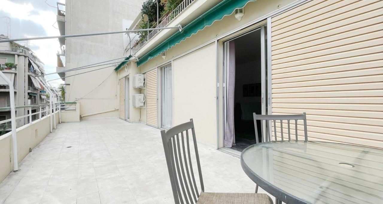 Apartamento Filis Sunny 80Sqm Apt In Viktoria Atenas Exterior foto