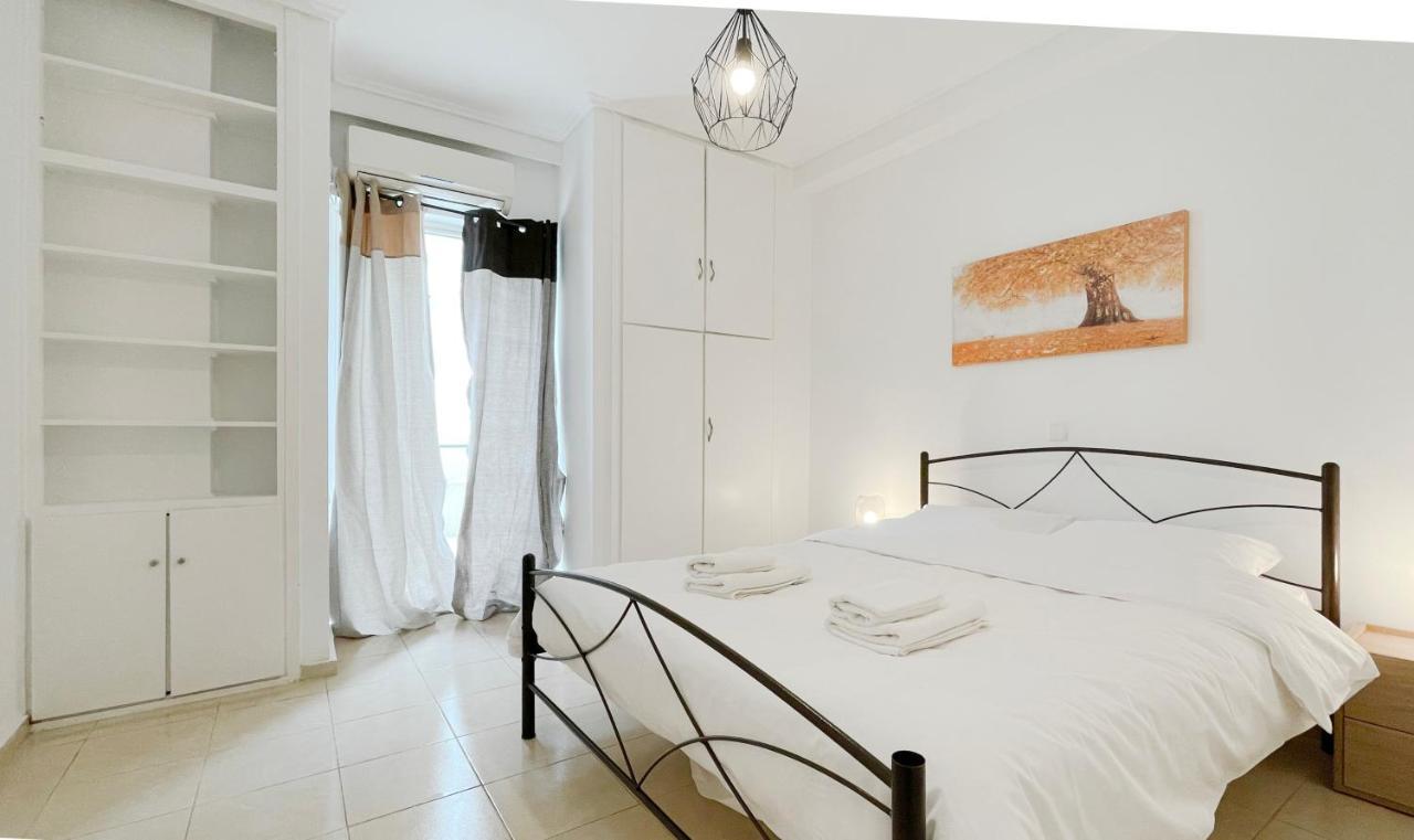 Apartamento Filis Sunny 80Sqm Apt In Viktoria Atenas Exterior foto